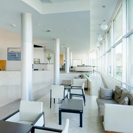 Tryp By Wyndham Porto Expo Hotel-2